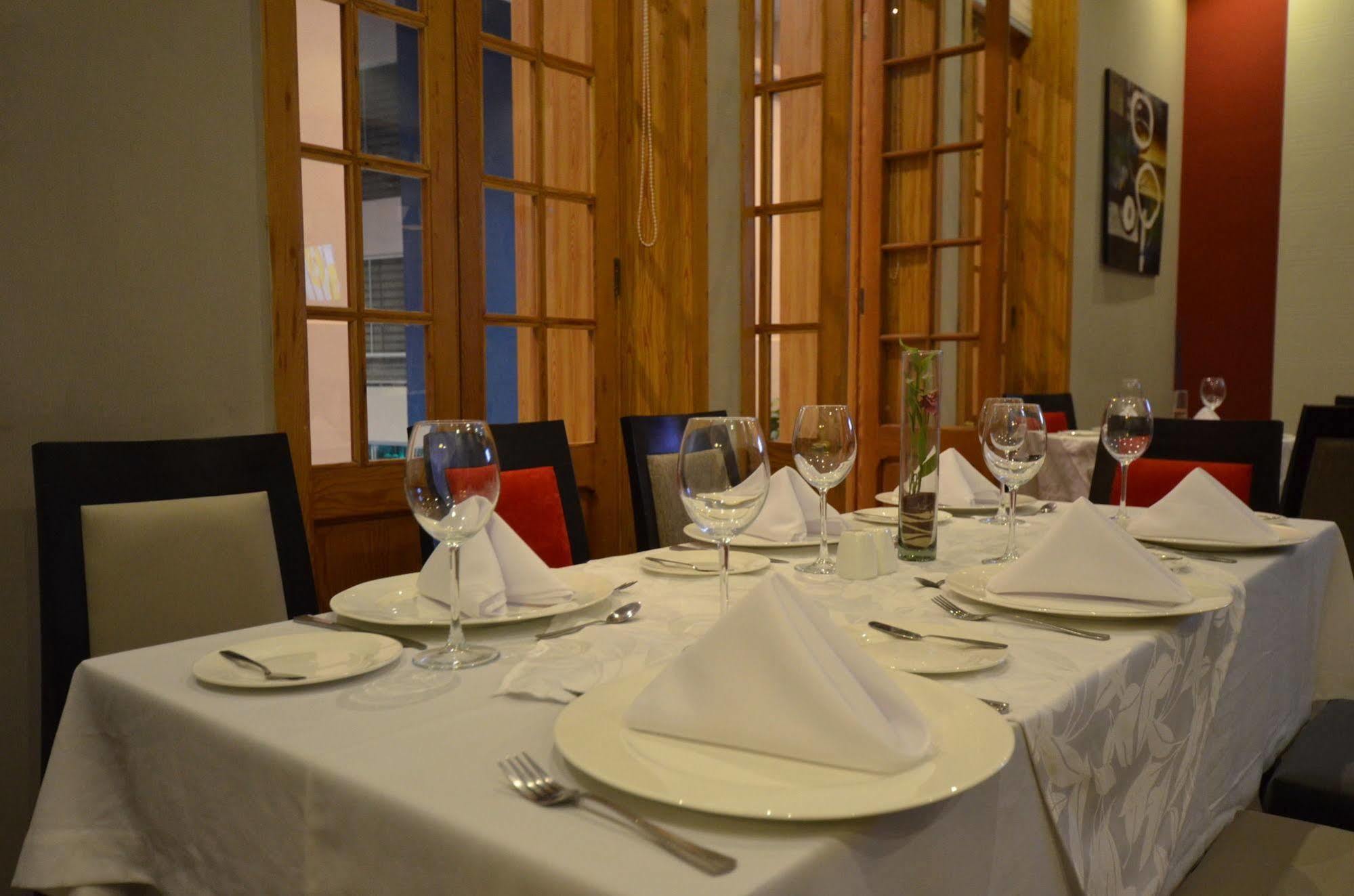 Hotel Camino Plaza Cochabamba Zewnętrze zdjęcie